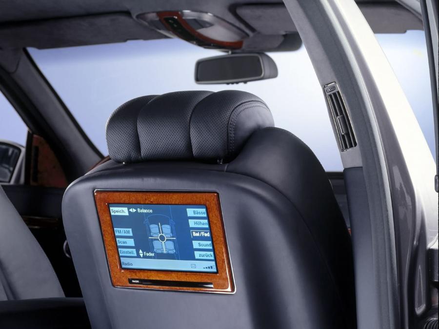 Детали интерьера Maybach 62 (V240) 2002 года  (фото 184 из 248)